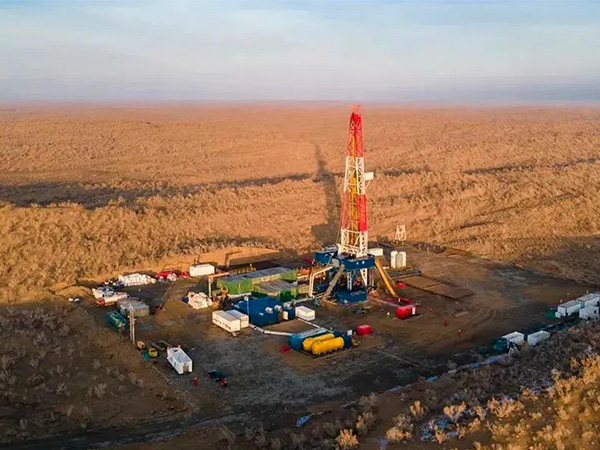 吐（tǔ）哈油田52條措施築牢防洪“大壩”(圖（tú）1)